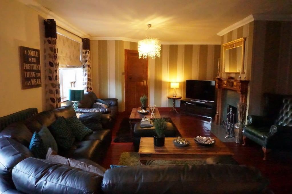 Innis House Insch Kültér fotó